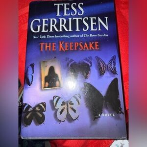 The Keepsake by Tess Gerritsen